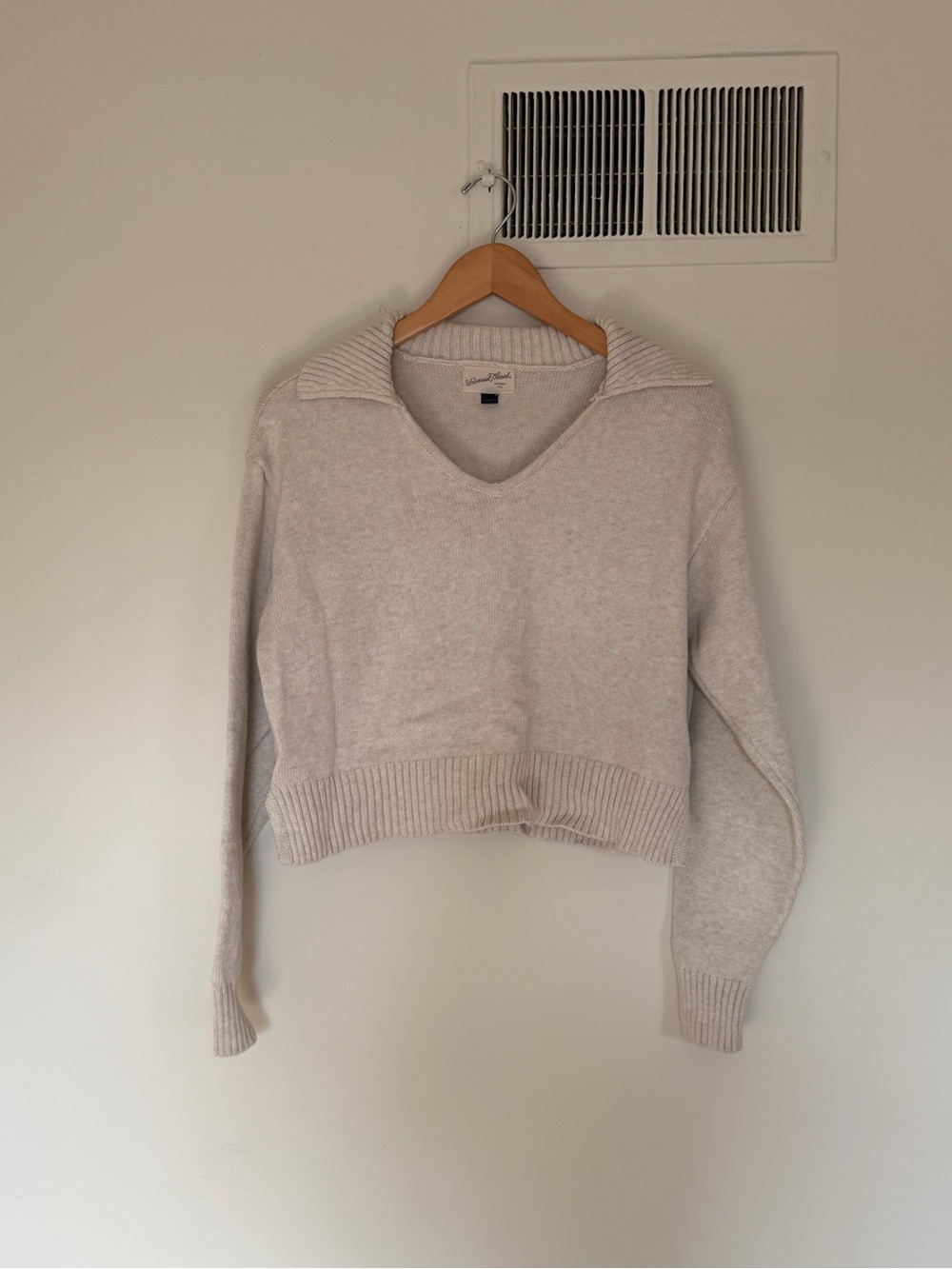Cream Collared V Neck Sweater Size S